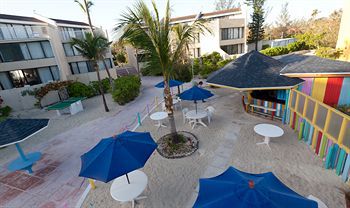 Blue Water At Cable Beach Hotel